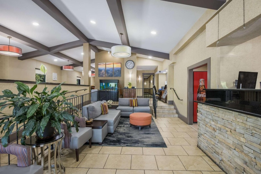 Best Western Asheville-Blue Ridge Parkway Main image