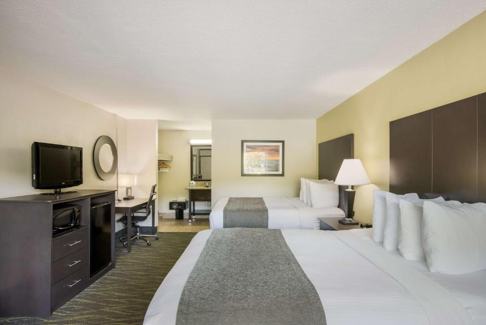 Best Western Asheville-Blue Ridge Parkway Image 20