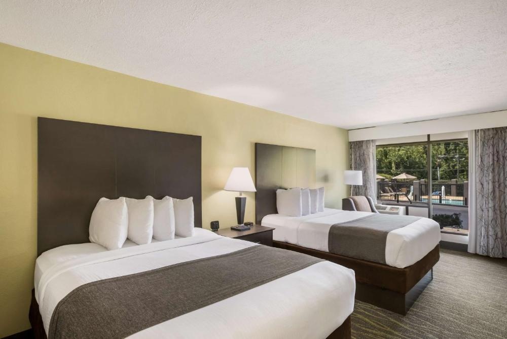 Best Western Asheville-Blue Ridge Parkway