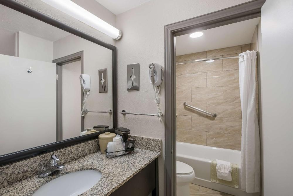 Best Western Asheville-Blue Ridge Parkway
